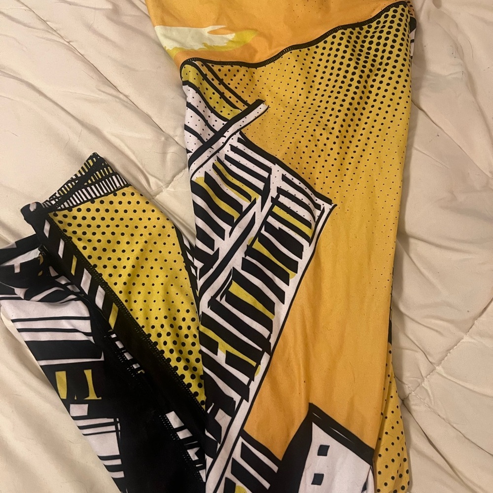 Niyama Sol Downtown Pop XS Leggings - Picture 7 of 7